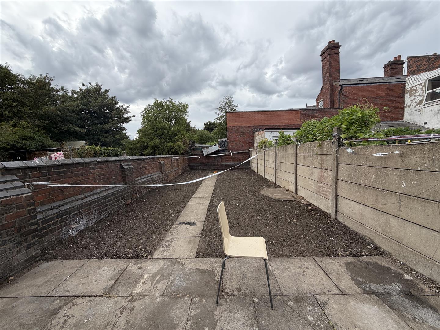 House Lodge Road in Sandwell