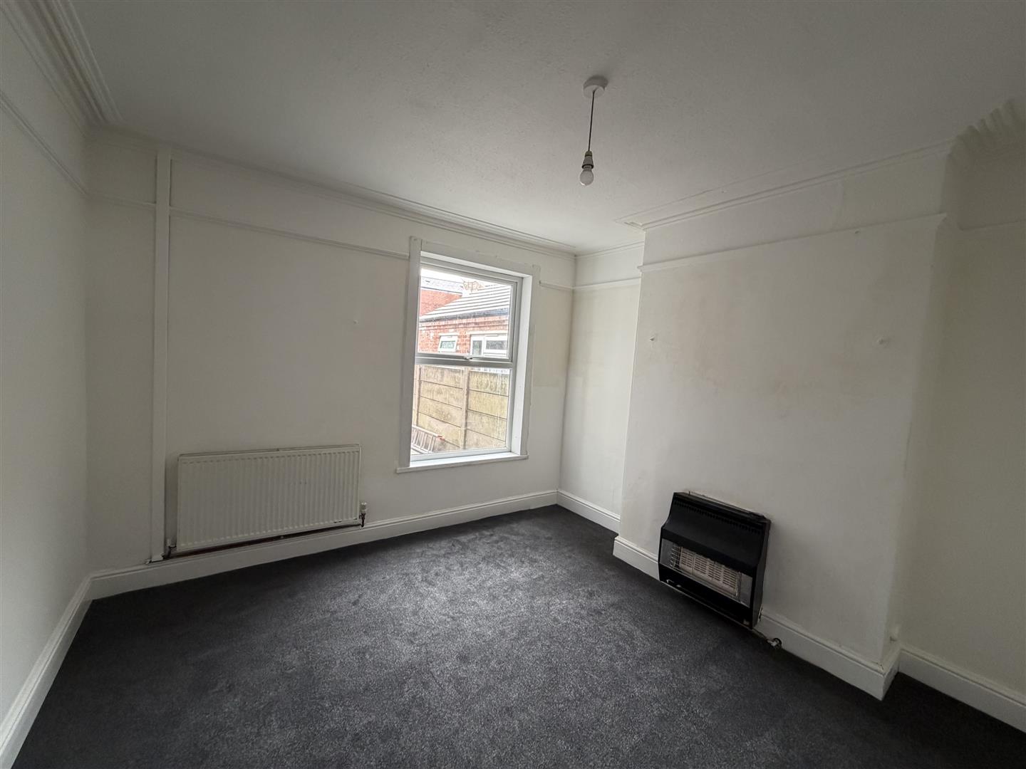 House Lodge Road in Sandwell