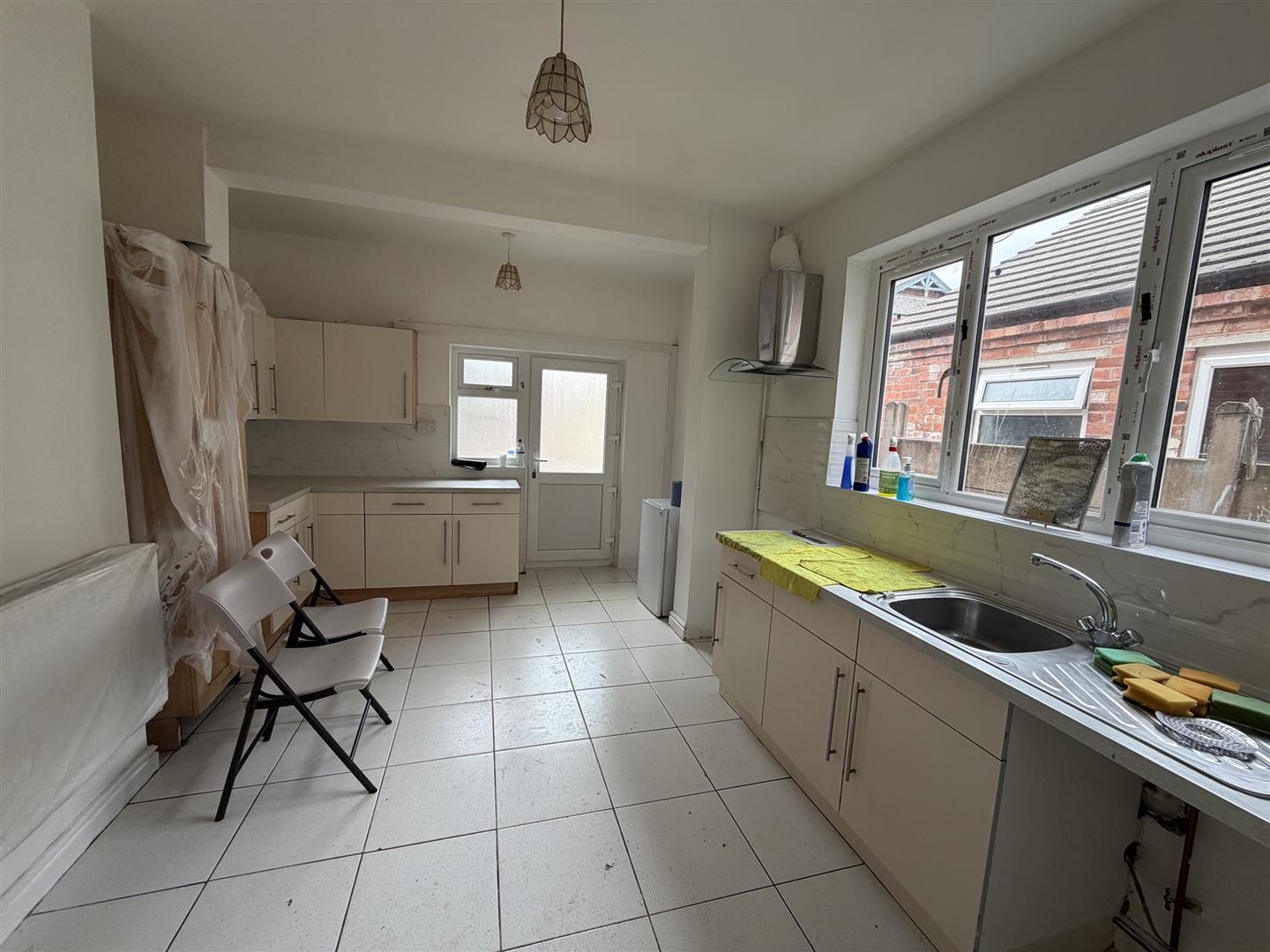 House Lodge Road in Sandwell