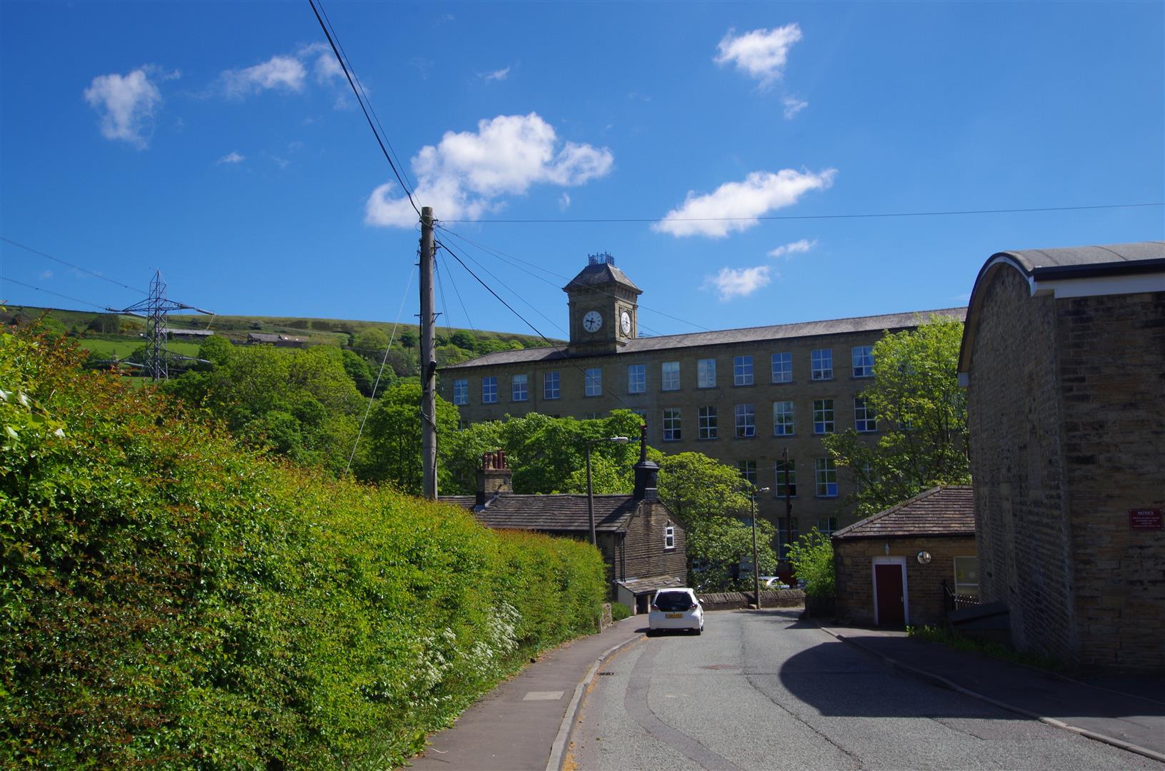 Flat Rishworth Mill Lane in Calderdale
