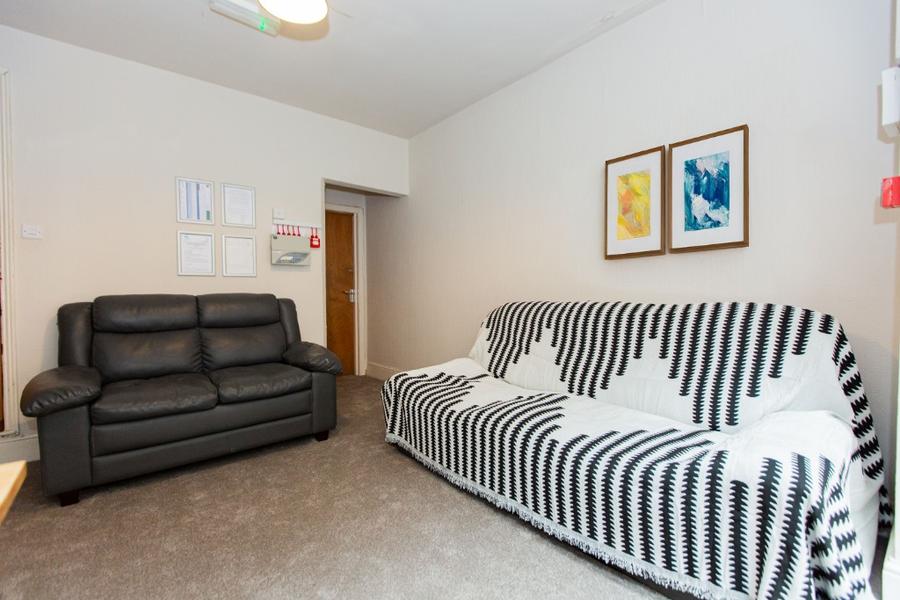 House Charnwood Grove in Rushcliffe