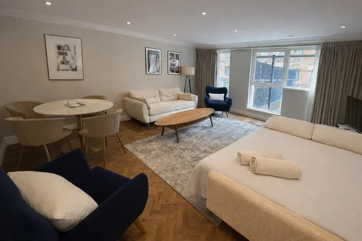 Flat Martlett Court in City of Westminster