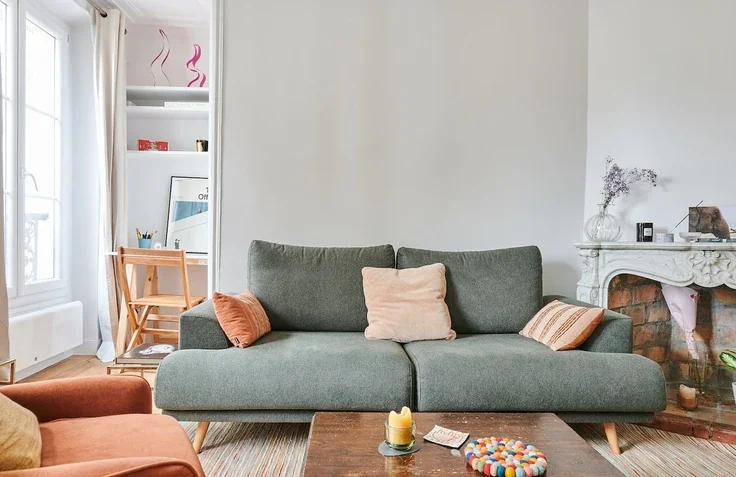 Flat Rue Jean-Baptiste Pigalle in Paris