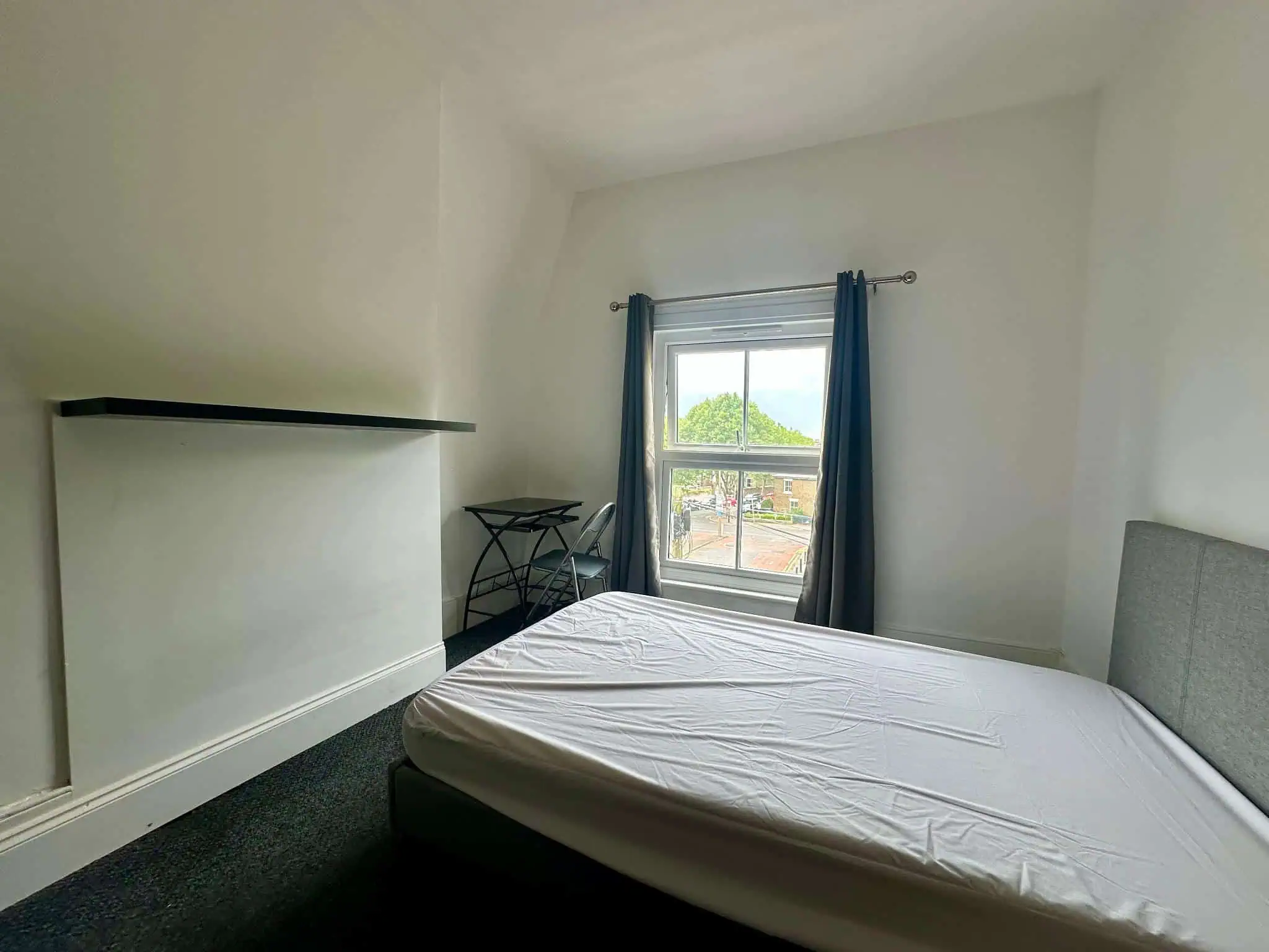Room Park Street in Southend-on-Sea