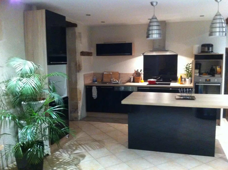 Room N 7 in Challuy