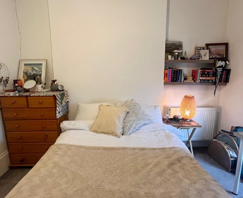 Room Primrose Gardens in Greater London