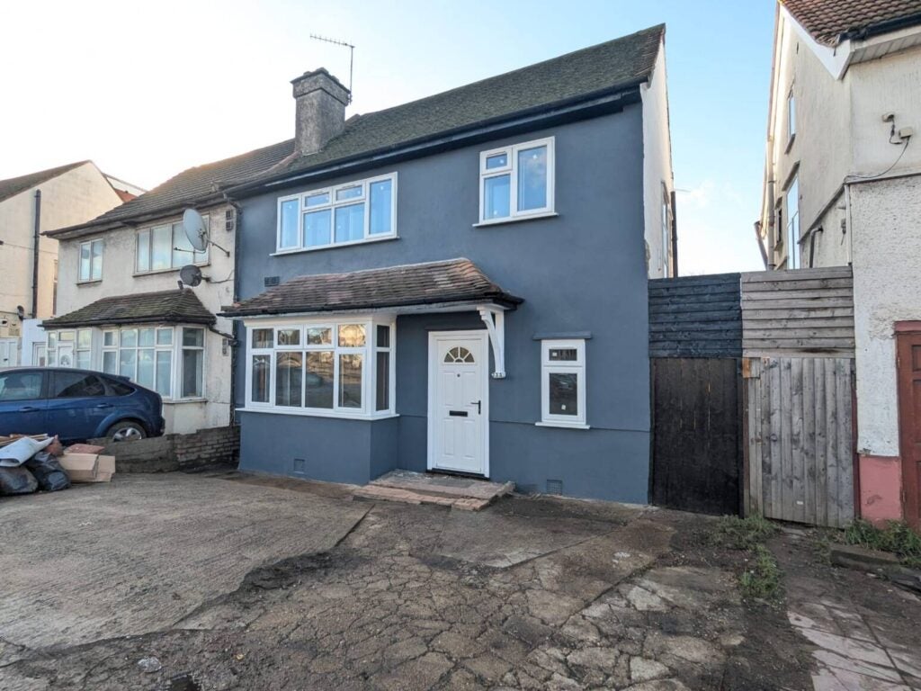 House Yeats Close in Greater London