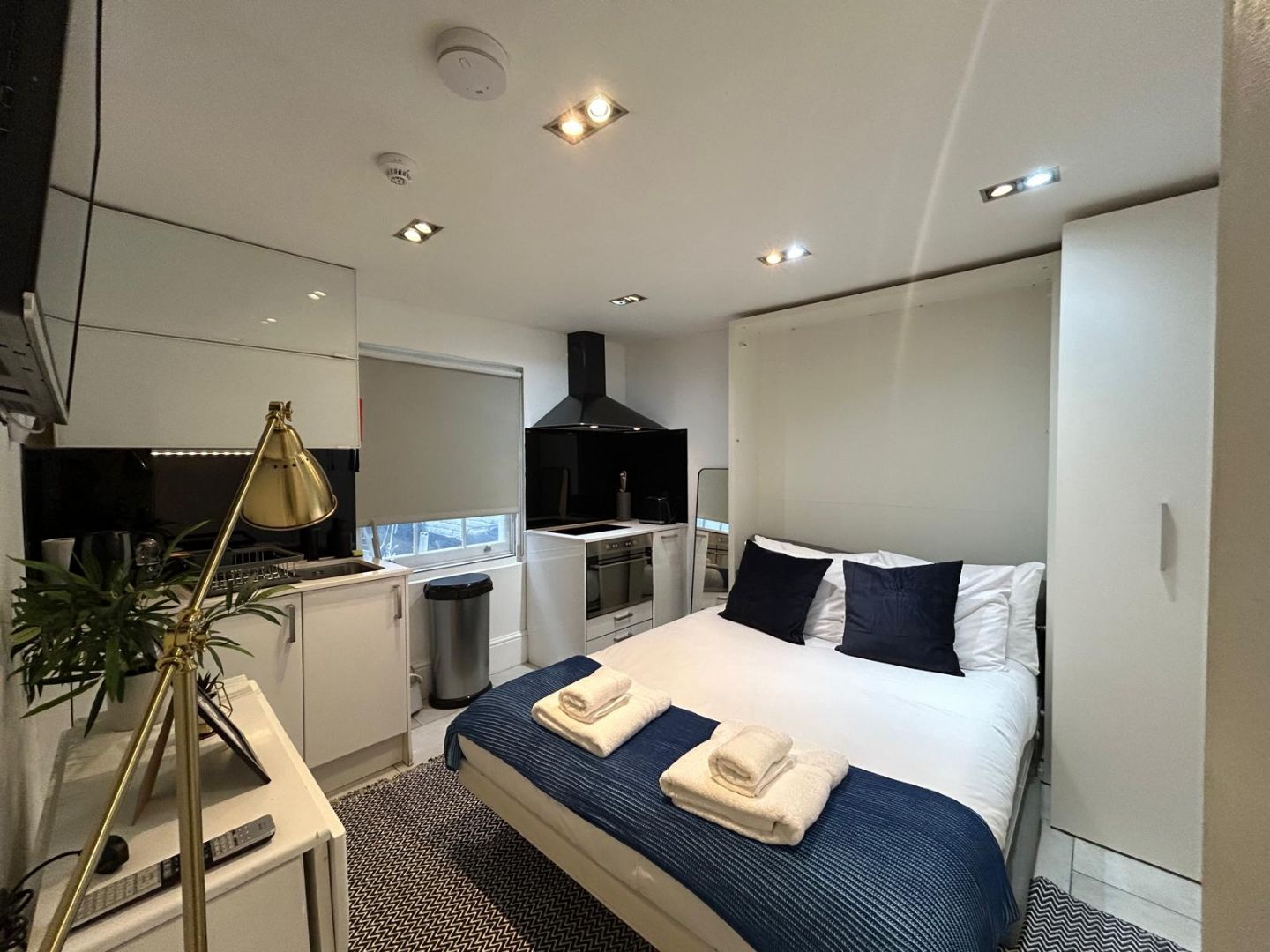Flat Gloucester Place in City of Westminster
