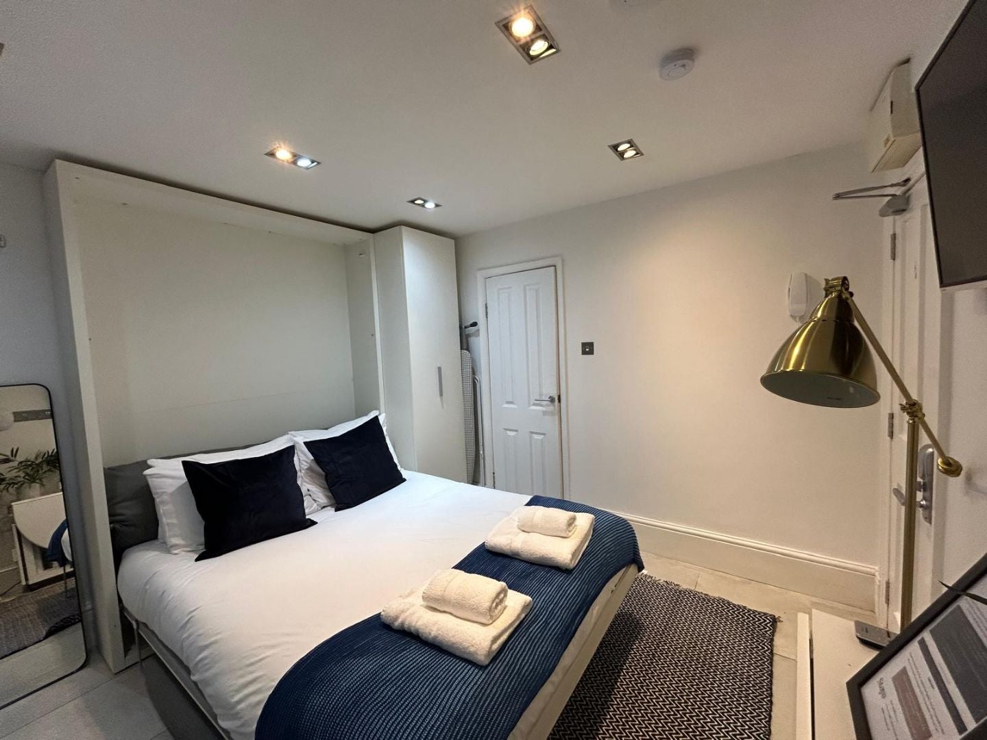 Flat Gloucester Place in City of Westminster