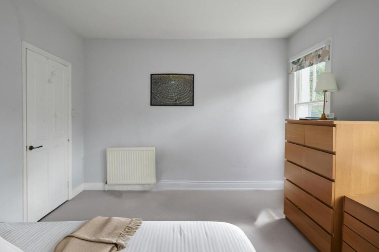 House Waldeck Road in Greater London