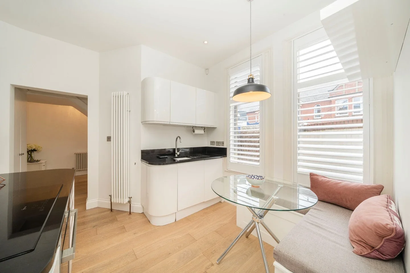 Flat Cambray Road in Greater London