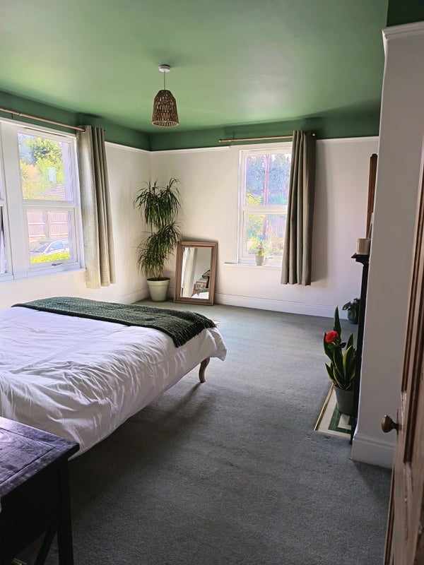 Room Newport Road in Bristol