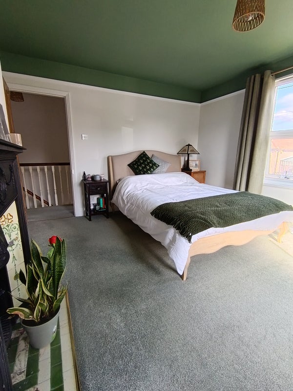 Room Newport Road in Bristol
