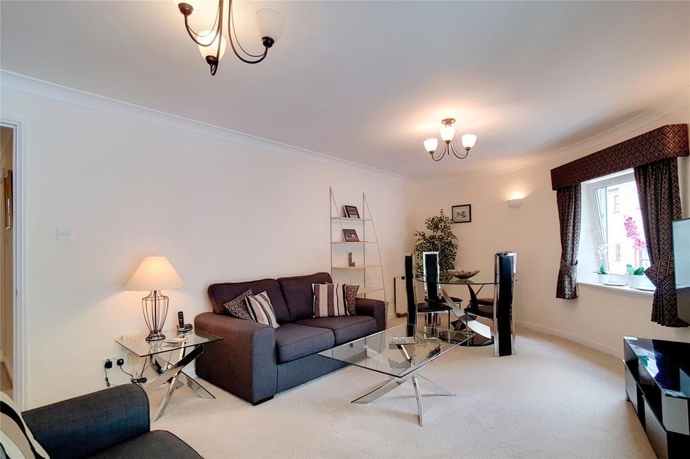 Flat Gloucester Square in City of Westminster