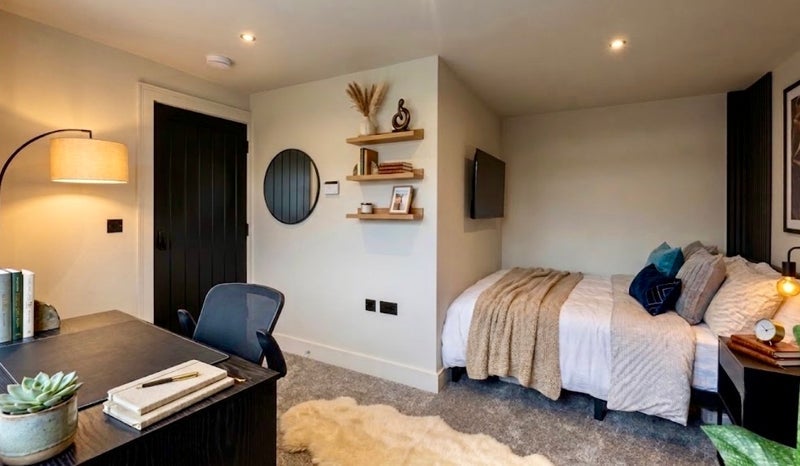 Room Garrett Crescent in East Suffolk