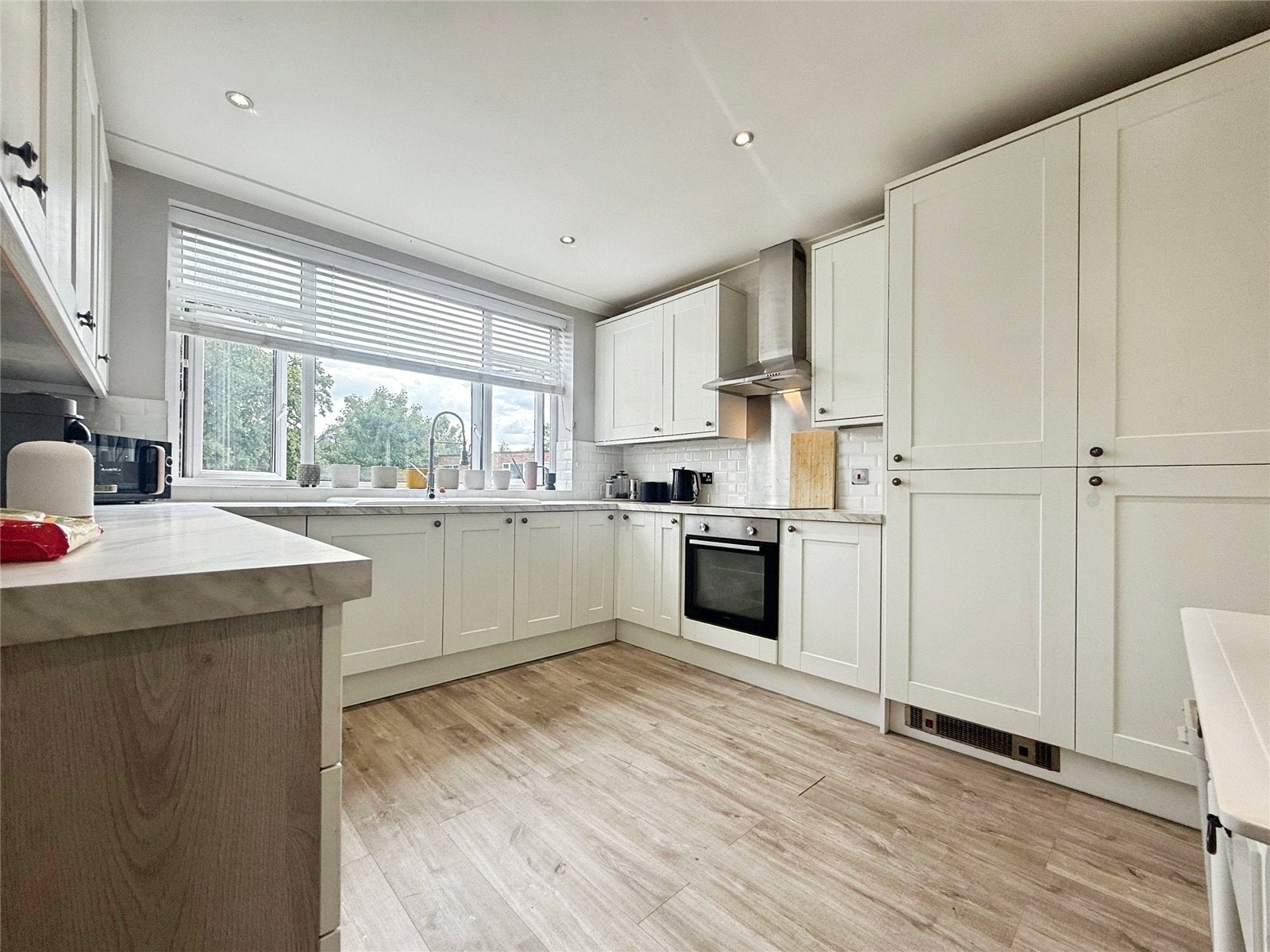 Flat Stoughton Road in Leicester