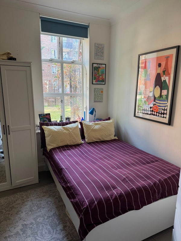 Flat Britannia Row in Greater London