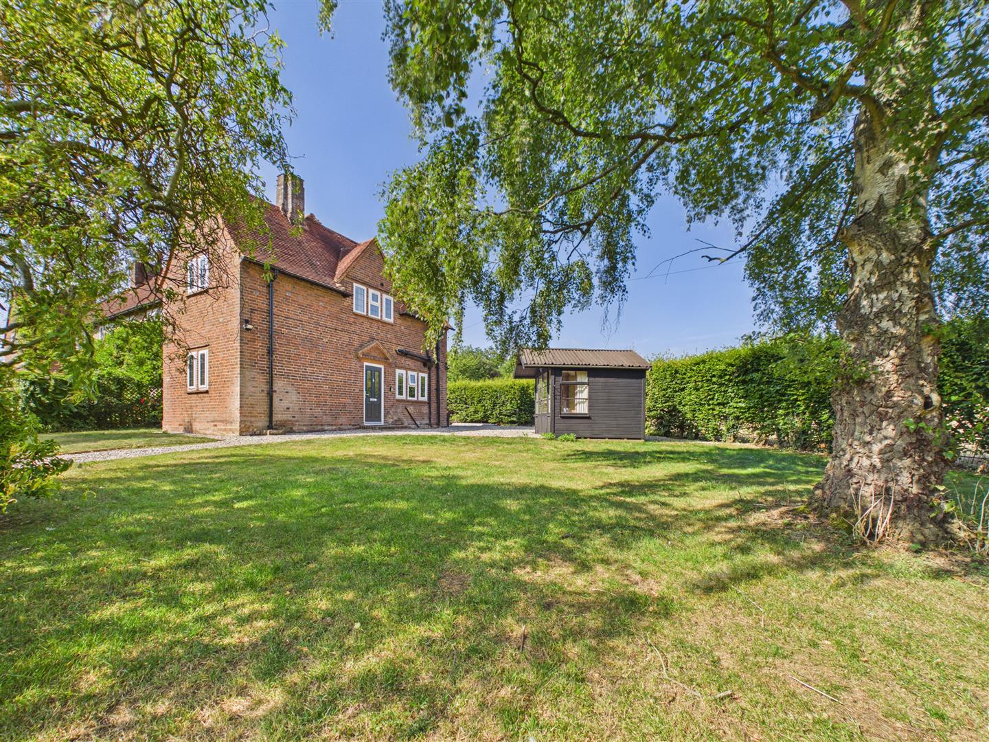 House Church Road in North Hertfordshire