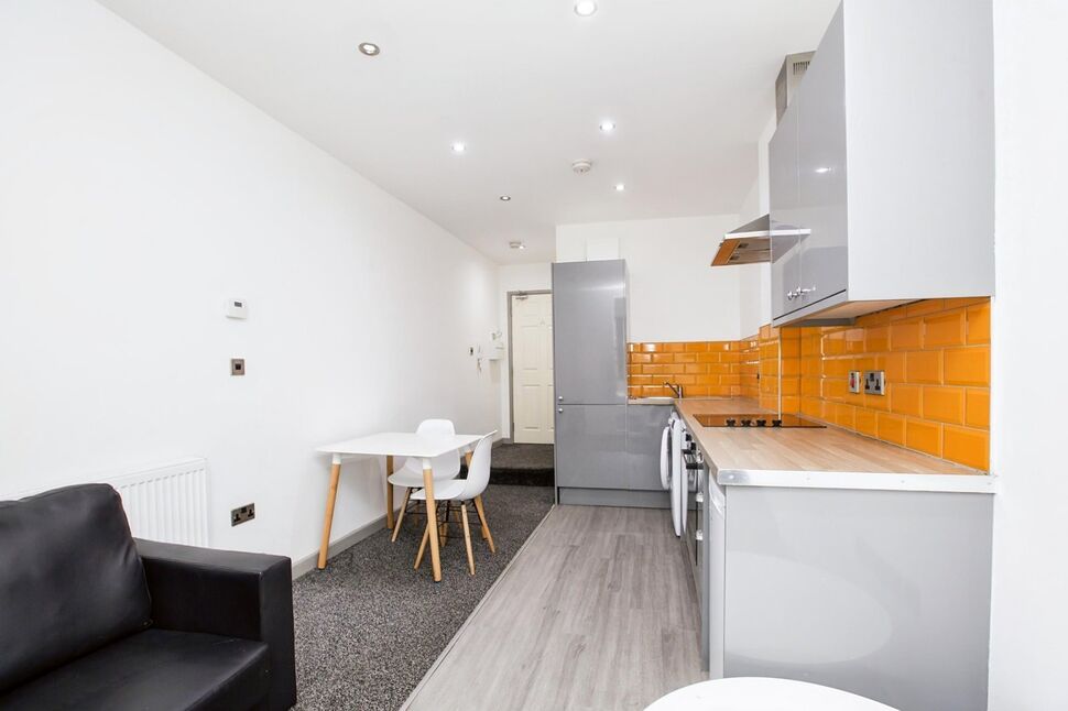 Flat Blackwall in Calderdale