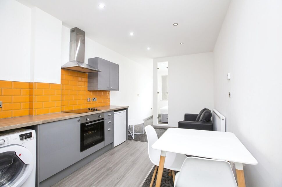 Flat Blackwall in Calderdale