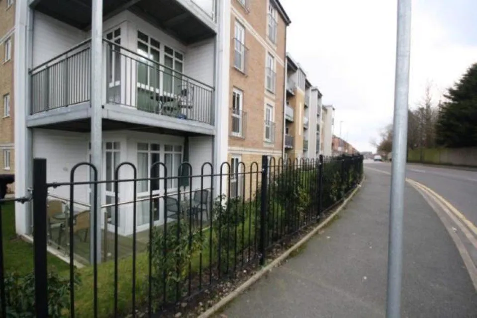 Flat Lostock Lane in Horwich