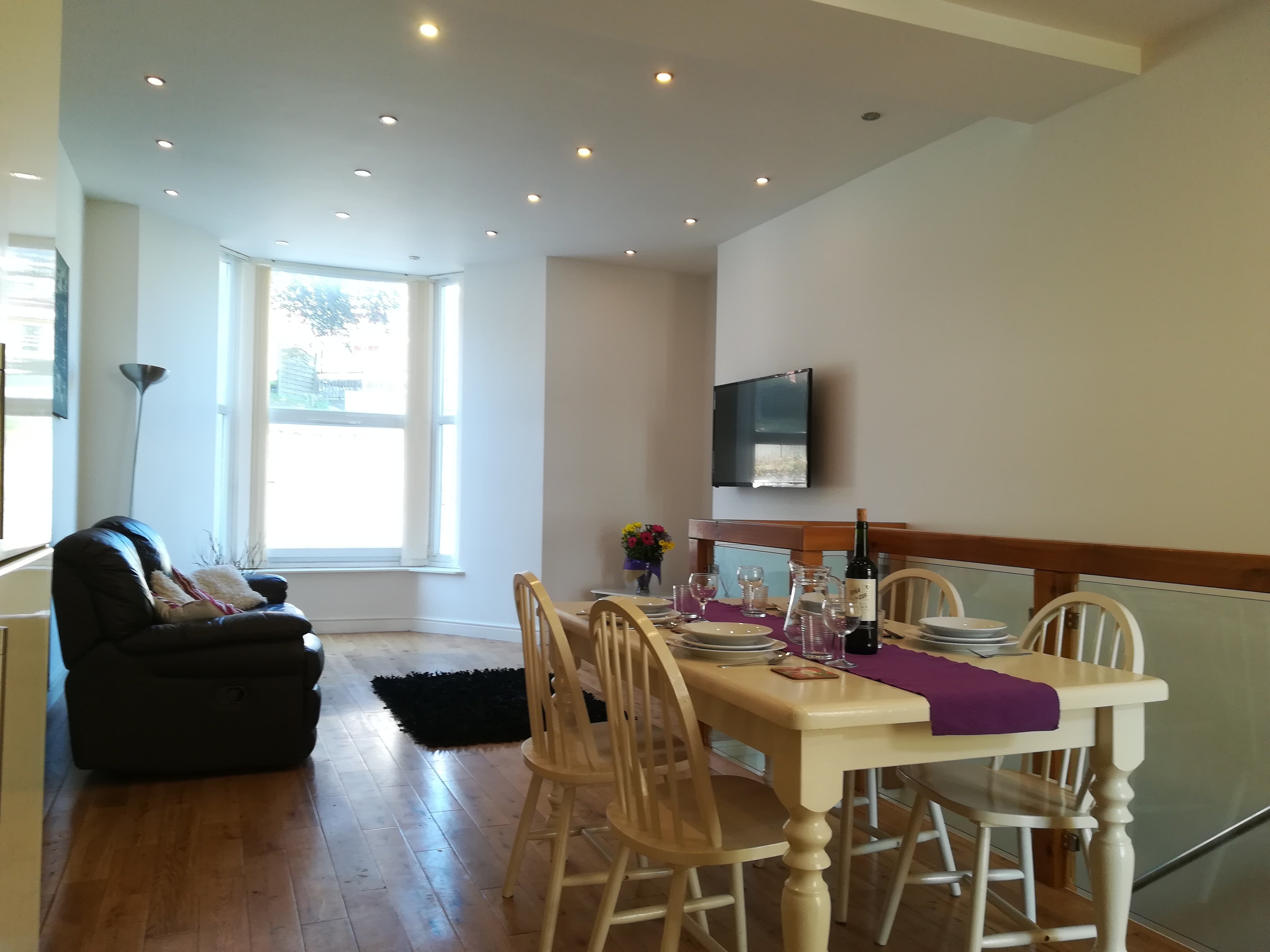 Flat Sketty Road in Swansea