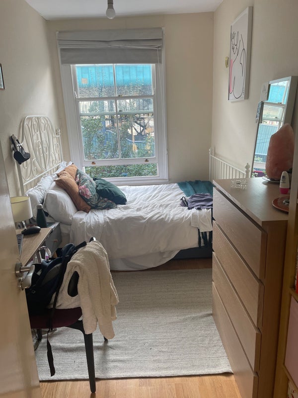 Room Drayton Park in Greater London