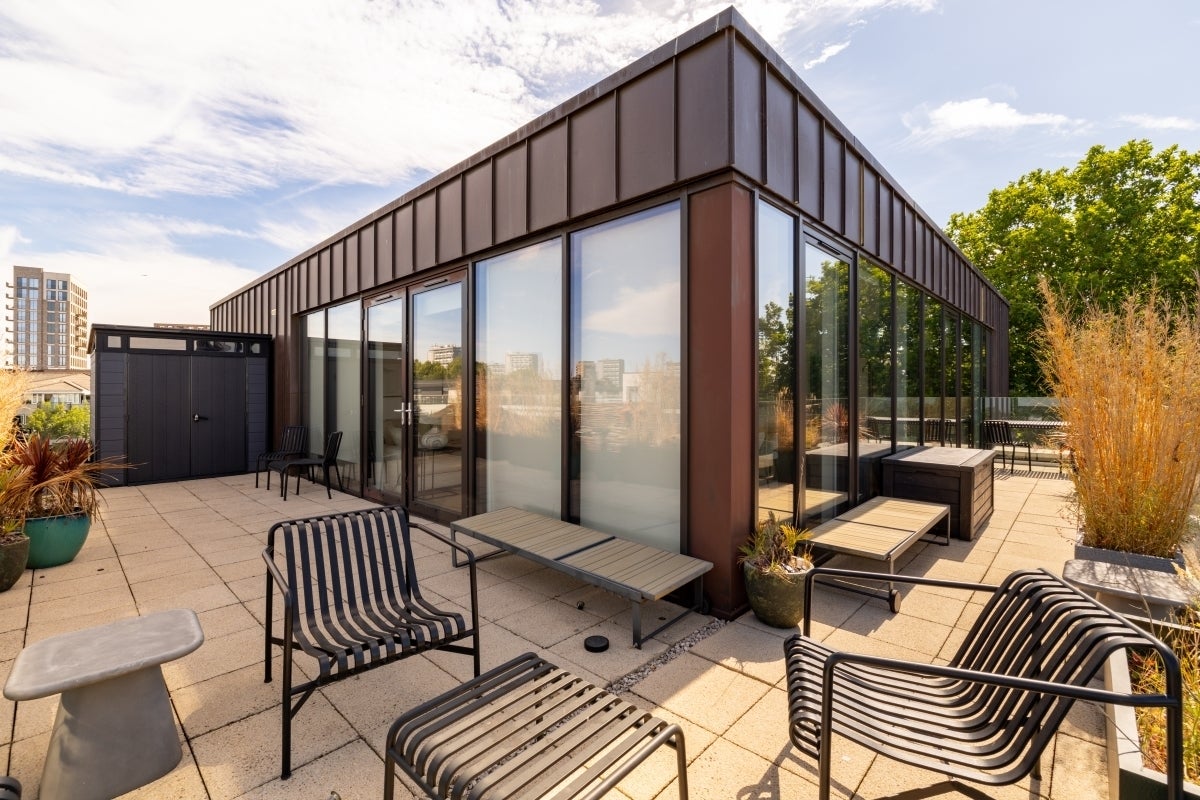 Flat Elgin Avenue in City of Westminster