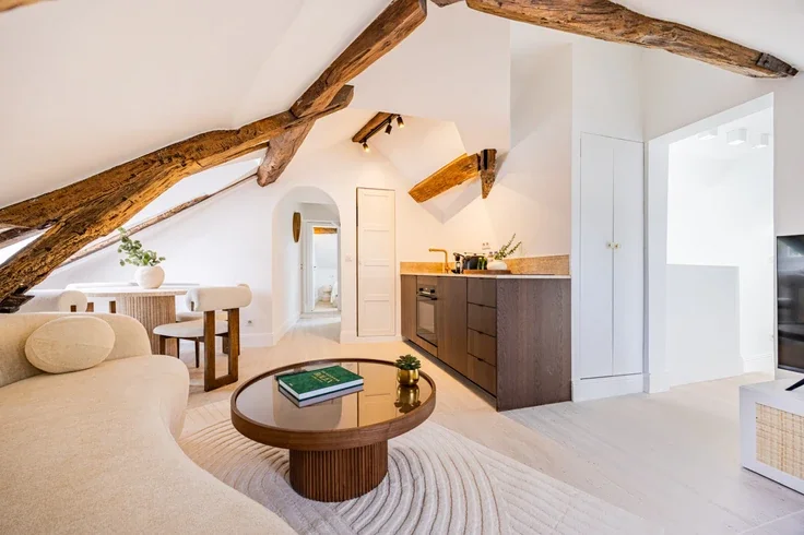 Flat Rue des Saules in Paris