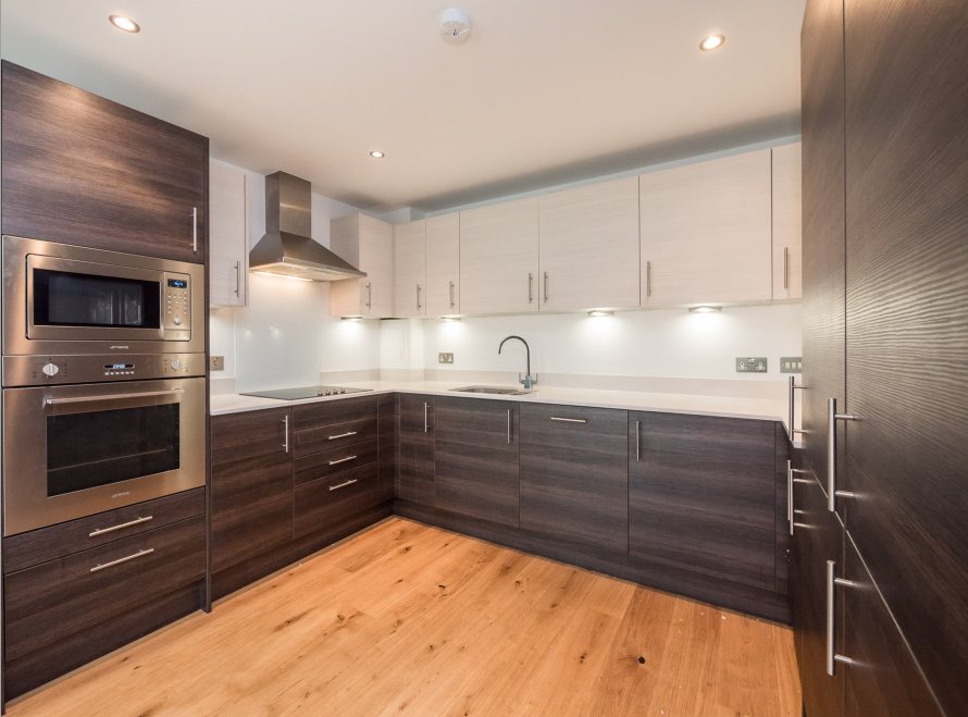 Flat Brandfield Street in City of Edinburgh