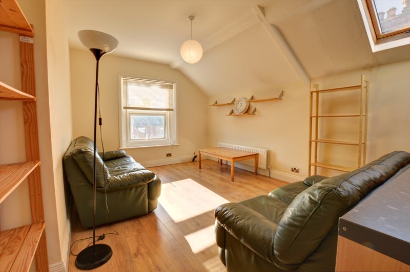 Flat St Georges Terrace in Newcastle upon Tyne