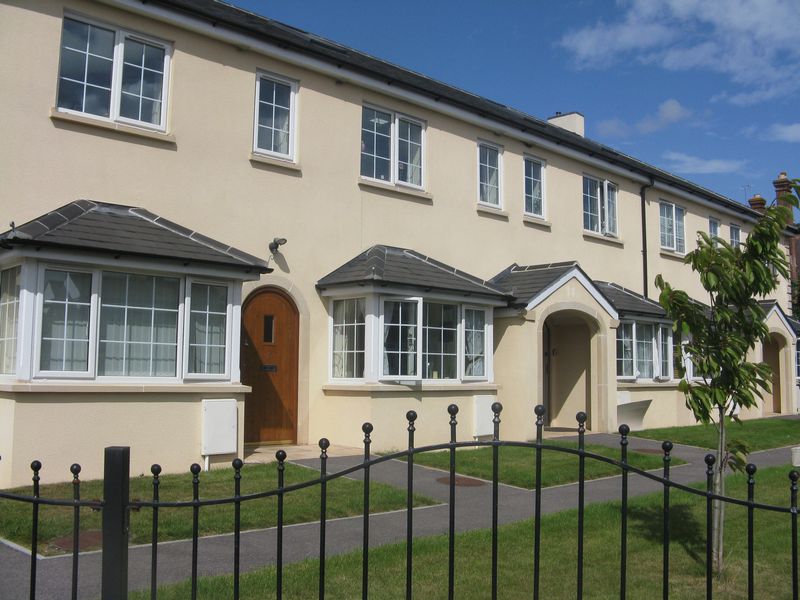 Flat Cleveland Road in Chichester