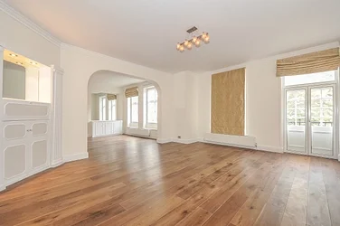 Flat Prince Albert Road in City of Westminster