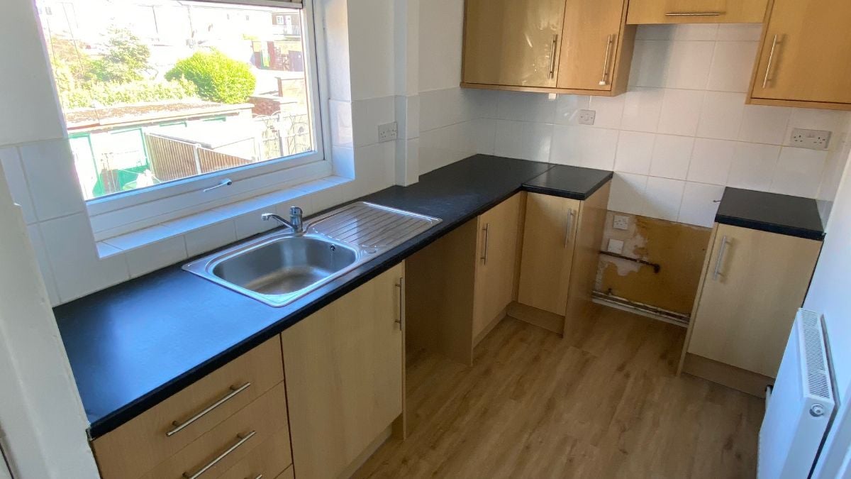 Flat De Lamere Road in Willenhall