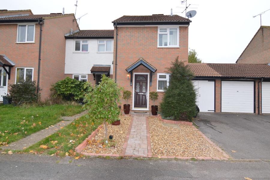 House Owl Close in Wokingham