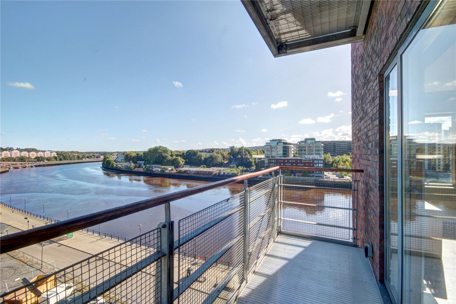 Flat Quayside in Newcastle upon Tyne