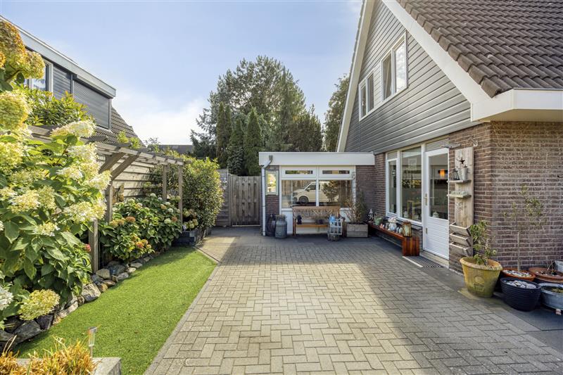 Vrijstaande woning te koop: Graanstraat 92, Purmerend