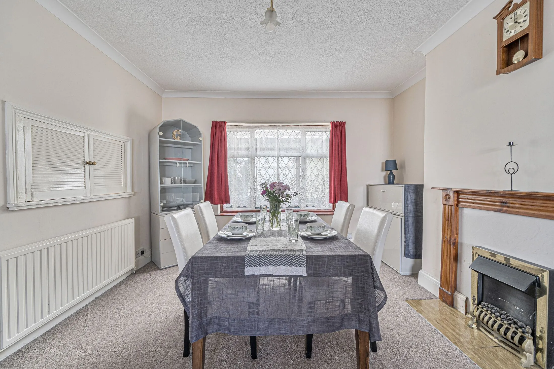 House Roxeth Grove in Greater London