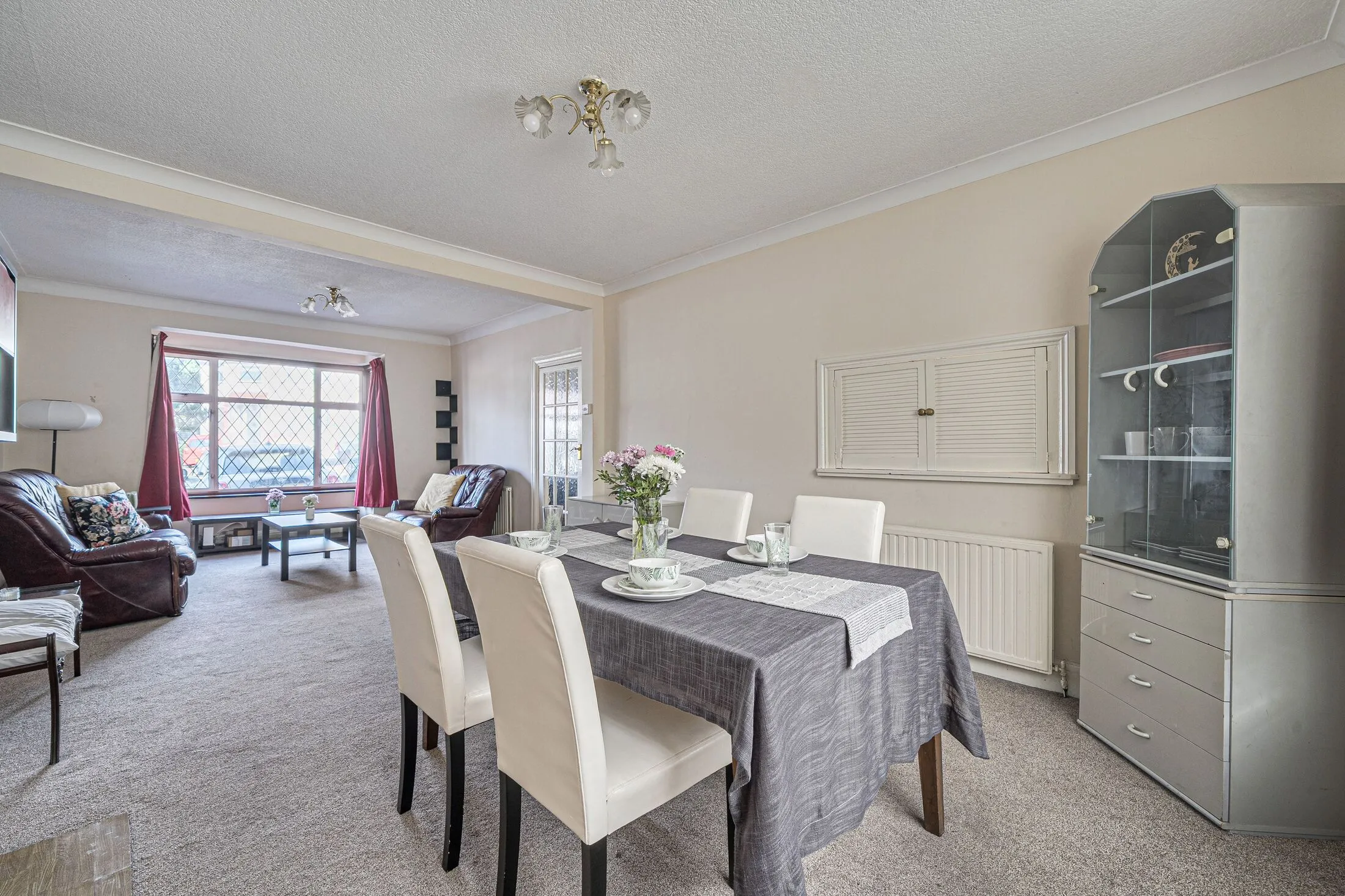 House Roxeth Grove in Greater London