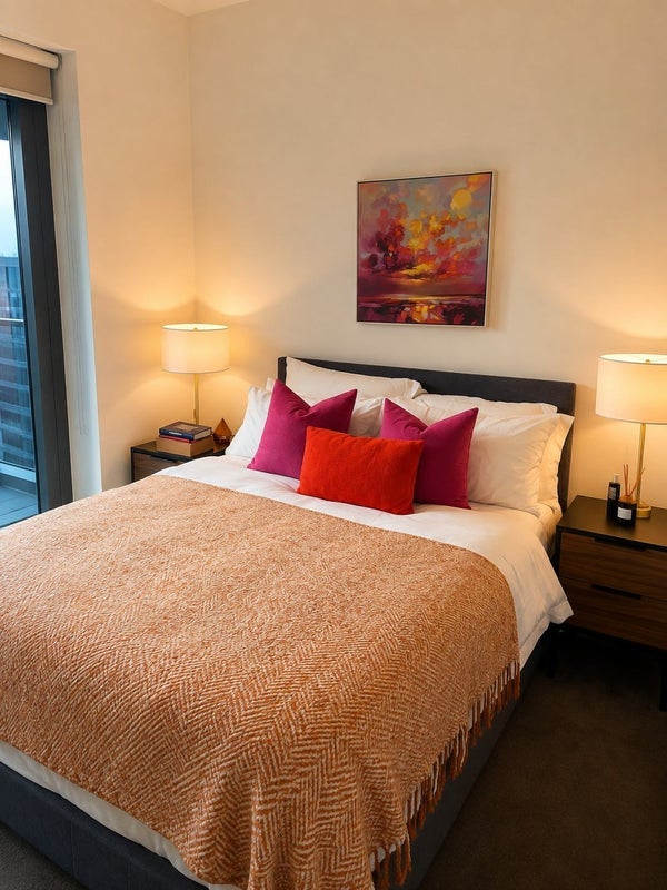 Room Hercules Slip in Greater London