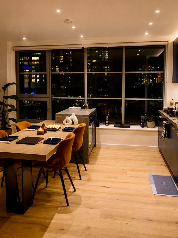 Room Hercules Slip in Greater London