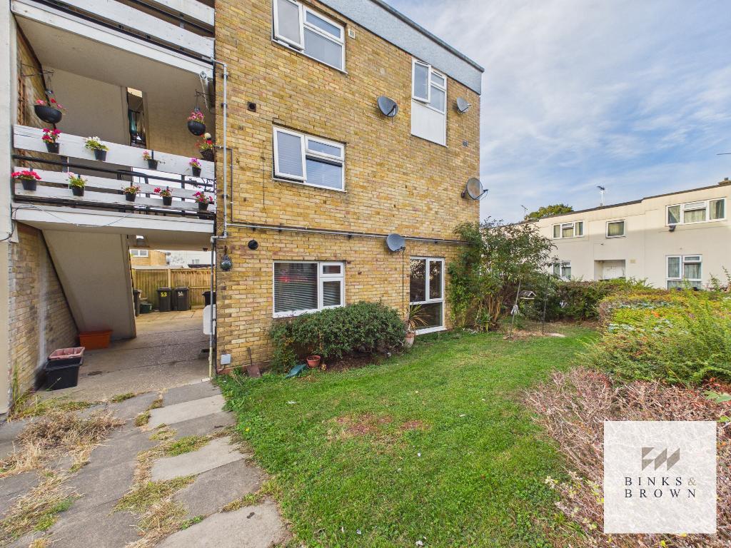 Flat Rokells in Basildon