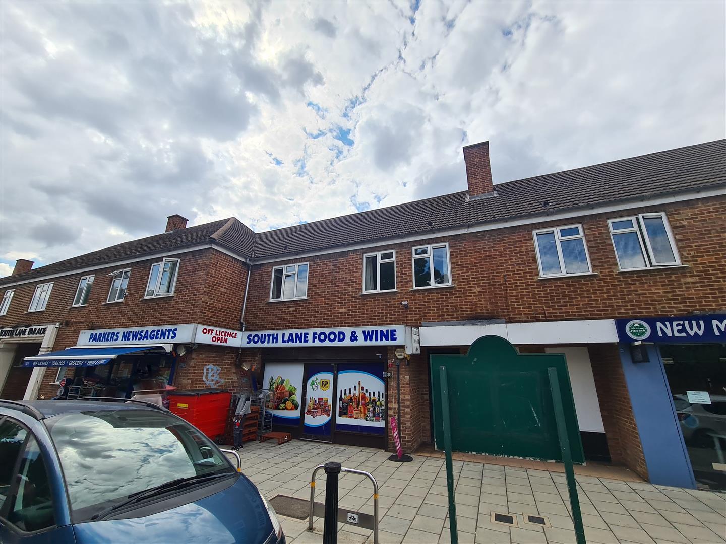 Flat South Lane in Greater London