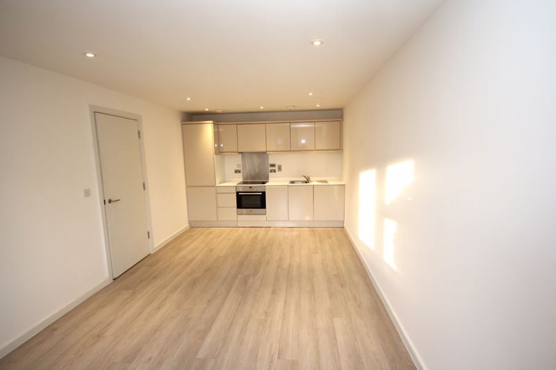 Flat Wenman Road in South Oxfordshire