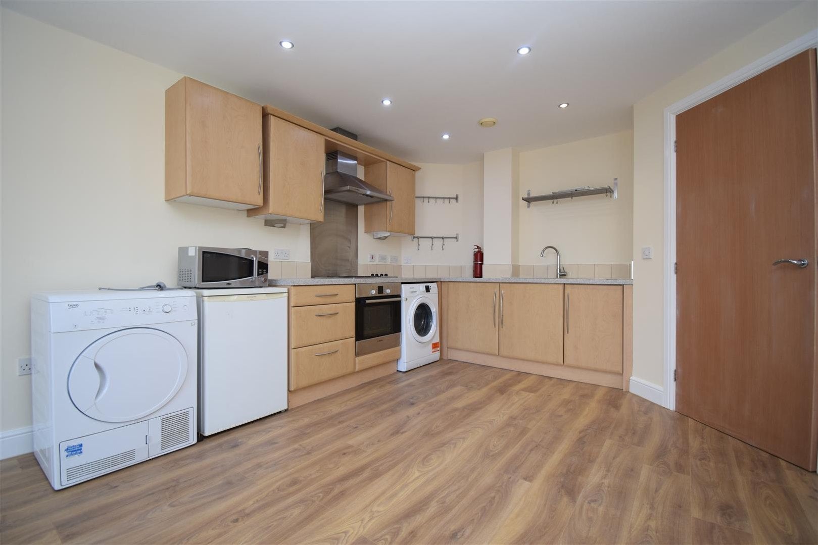 Flat Royal Troon Drive in Wakefield