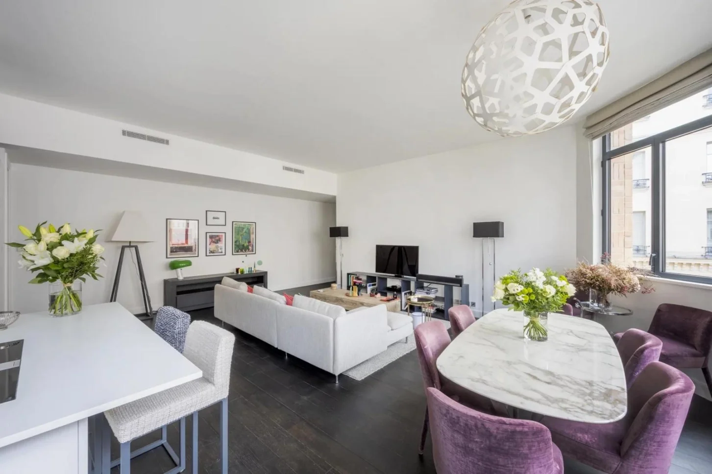 Flat Rue de Lille in Paris