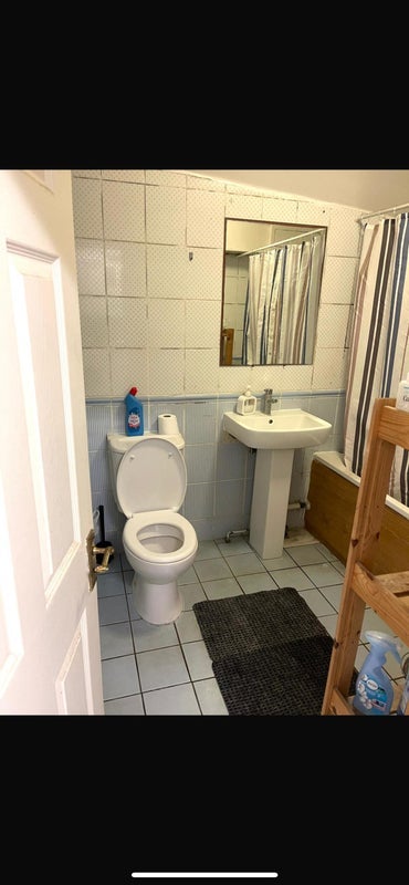 Room Queen's Gate Mews in Greater London