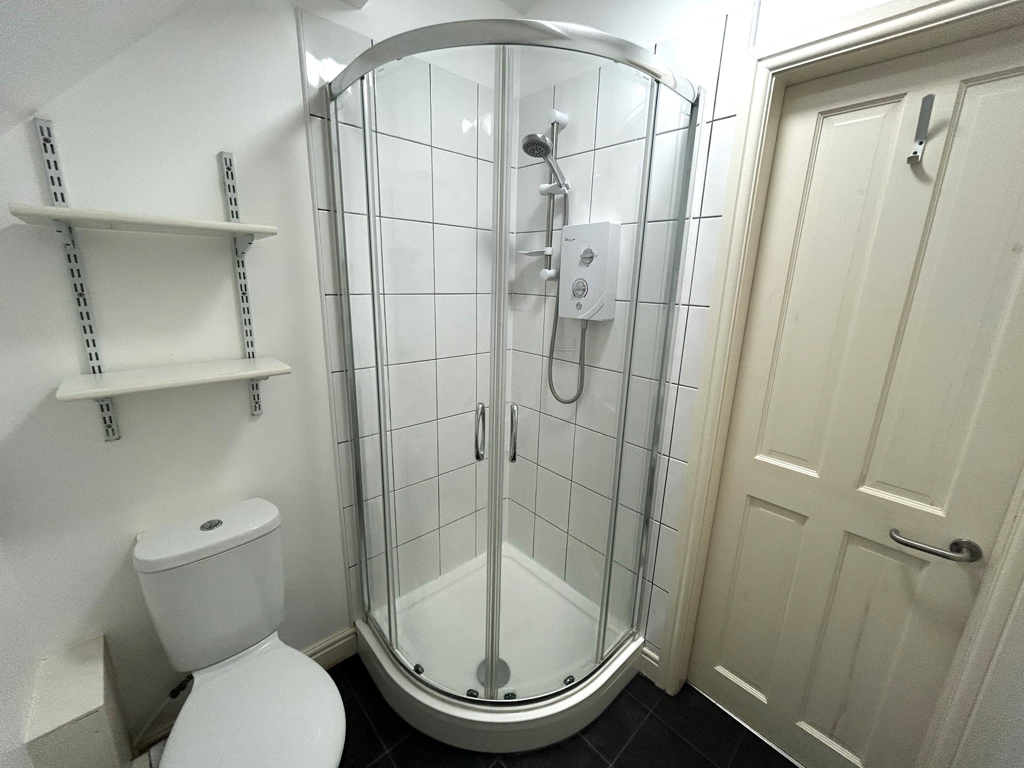 Flat Maud Avenue in Leeds