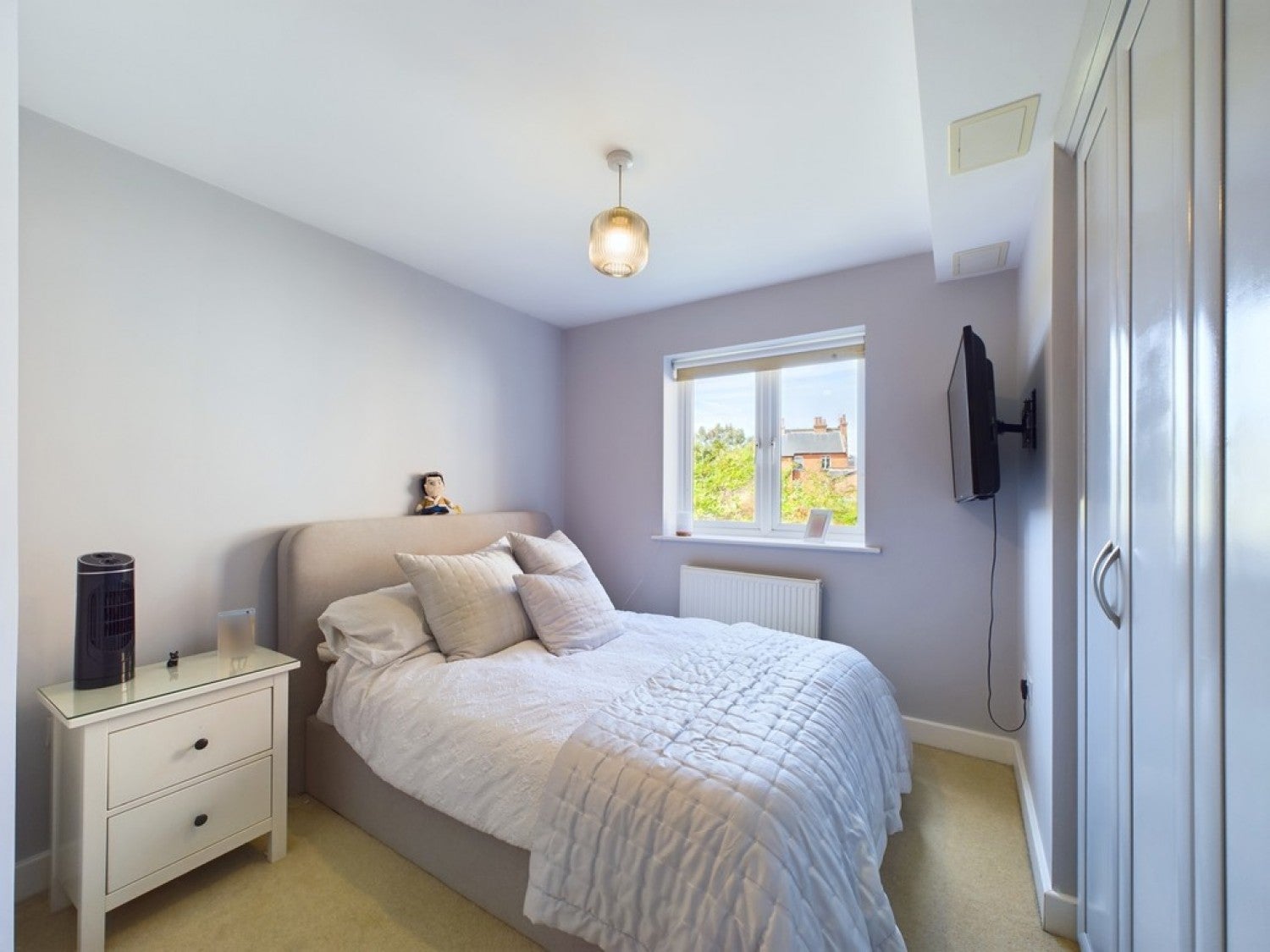 Flat Denham Road in Borough of Runnymede