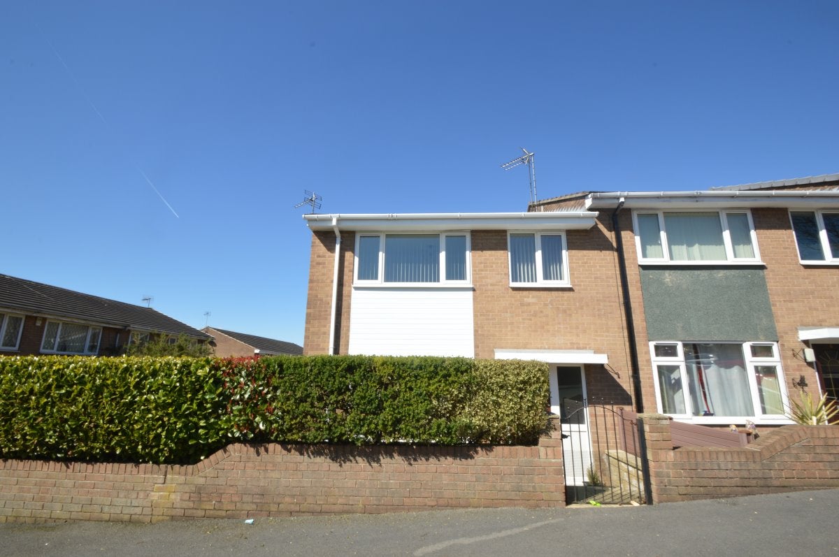 House Grove Mount in Wakefield